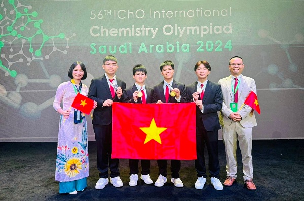Việt Nam xuất sắc đạt hạng nhì tại Olympic Hóa học Quốc tế 2024